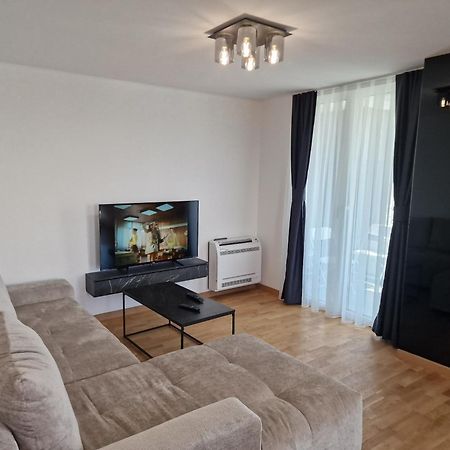 Petkov5Ki.Luxuryapartments Скопье Номер фото